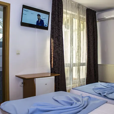 Pensiunea Riunione 3*