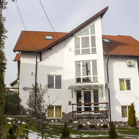 Pensiunea Riunione Guest house 3*