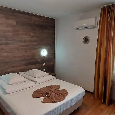 Pensiunea Riunione Гостевой дом 3*