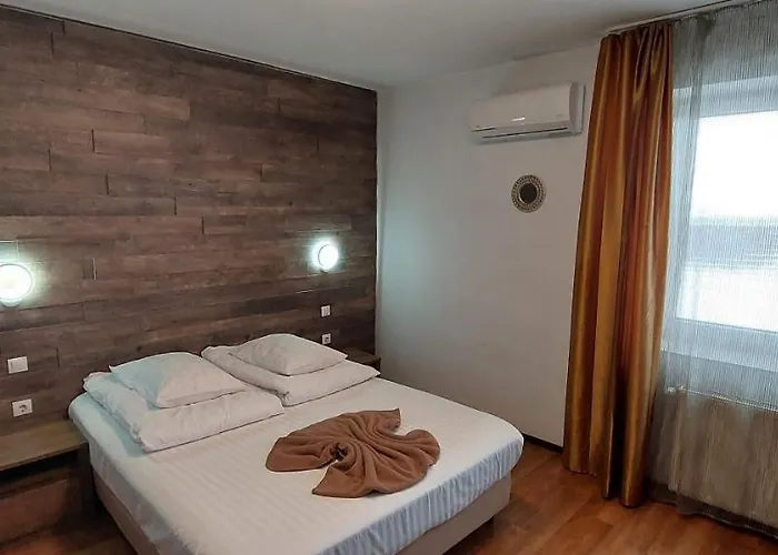 Guest house Pensiunea Riunione 3*