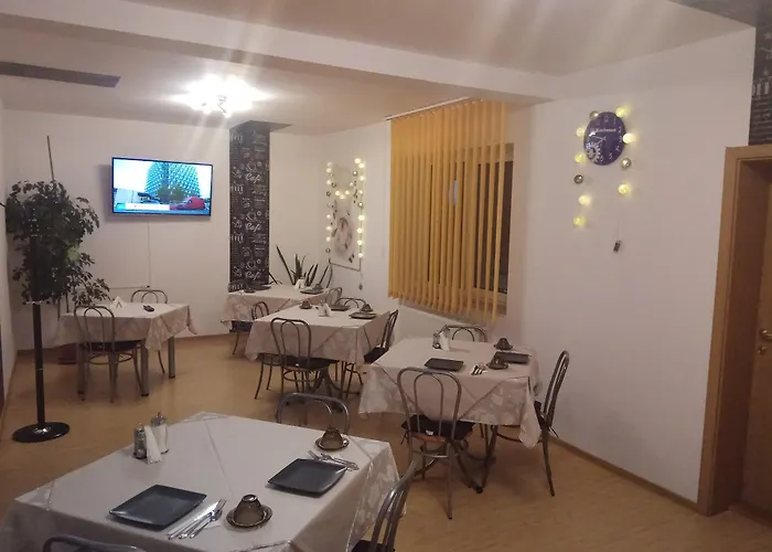 Affittacamere Pensiunea Riunione 3*