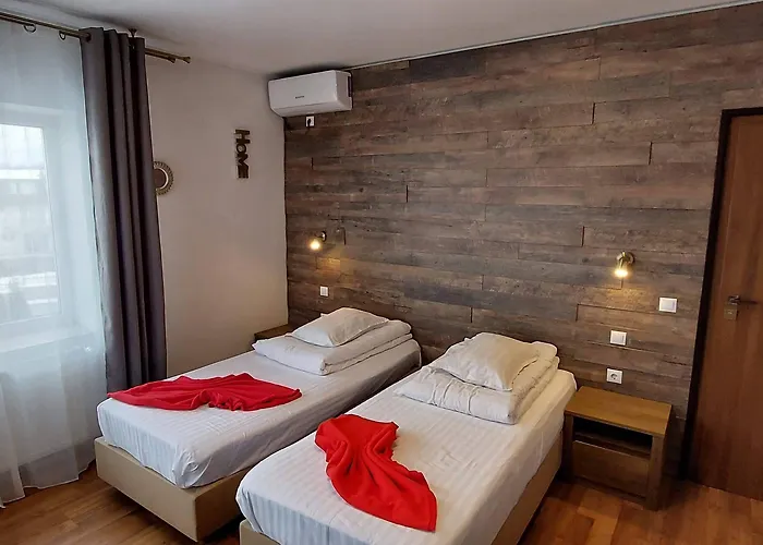 Guest house Pensiunea Riunione 3*